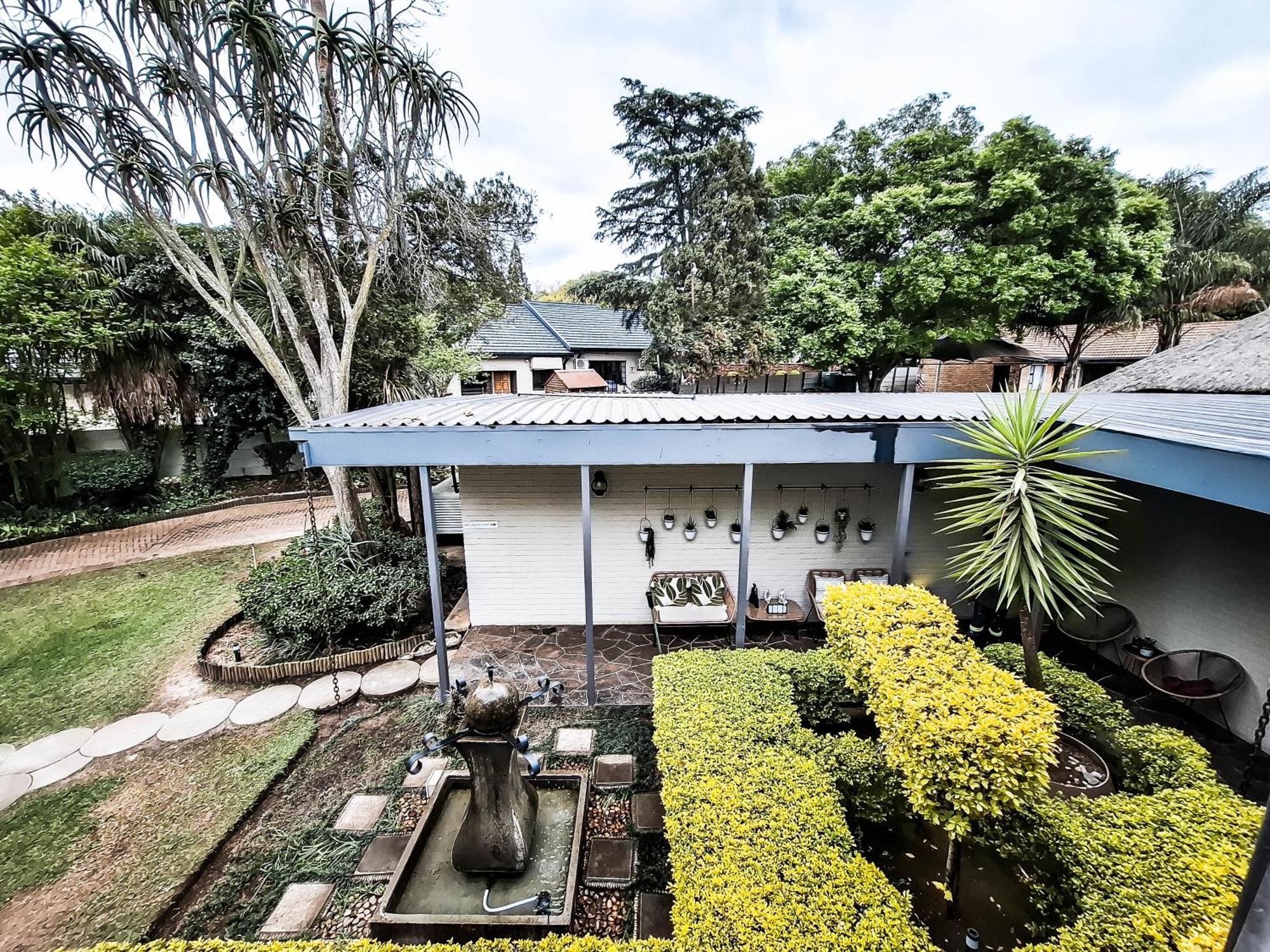 B at home Pensión Piet Retief Exterior foto