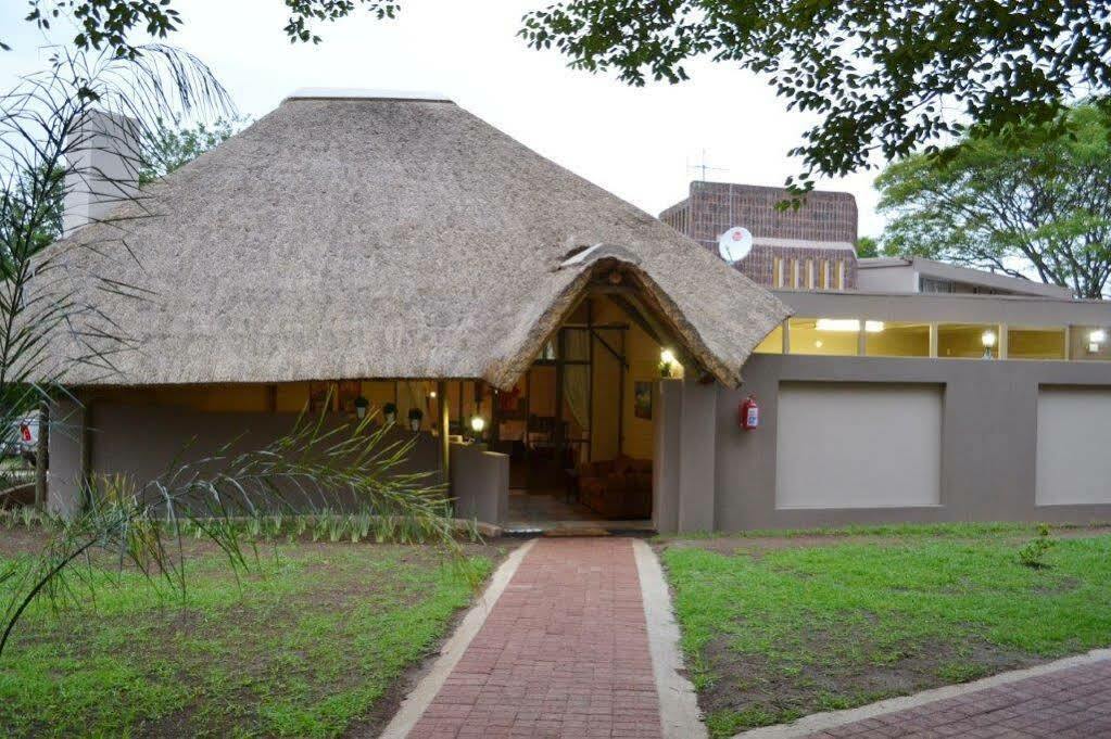 B at home Pensión Piet Retief Exterior foto